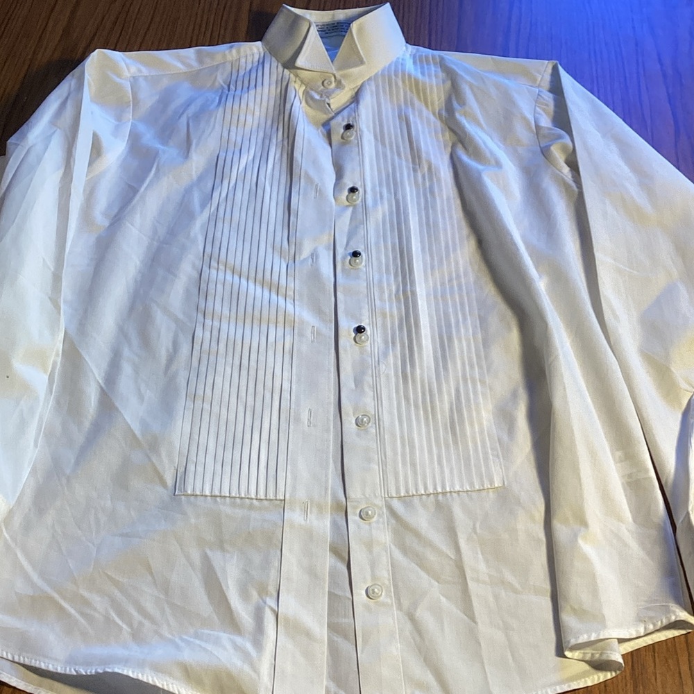 Classic White Women’s Tuxedo Dress Shirt